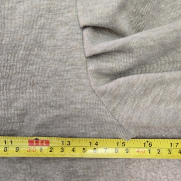 7 FOR ALL MANKIND Women's Puff Sleeve VNeck Creamy Grey Cardigan Sweater. Size S - Picture 11 of 12